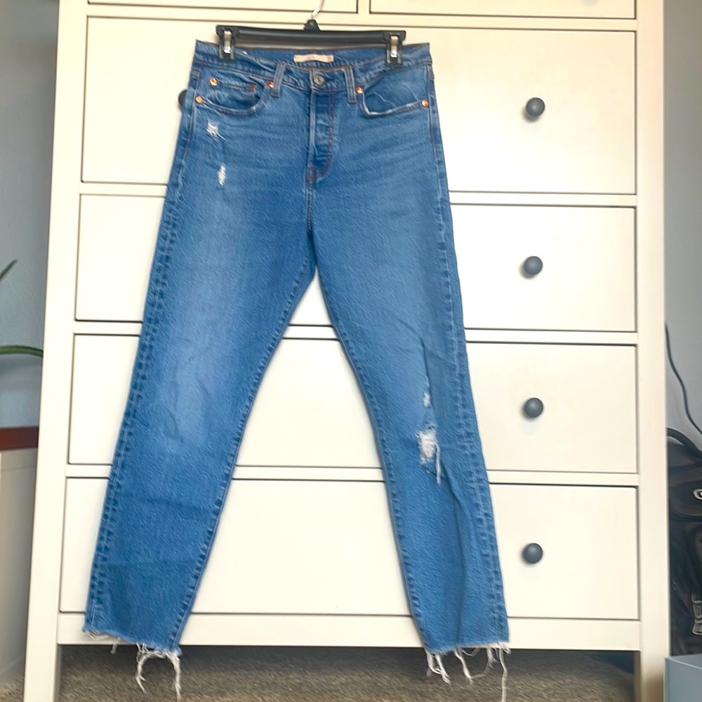 Levi’s wedgie jeans
